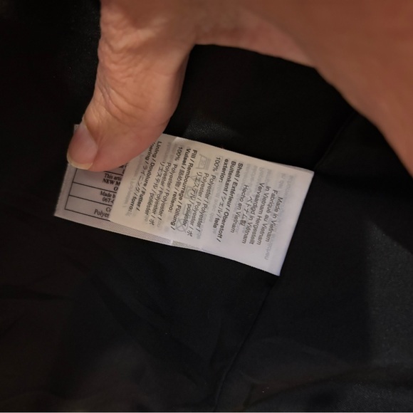 J. Crew Women's Quilted Black Vest Small - Picture 4 of 5